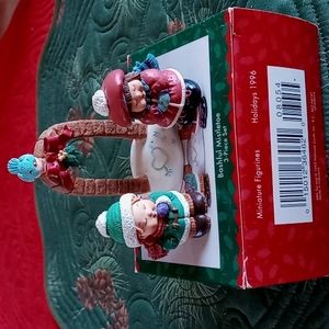 Hallmark 1996 Merry Miniatures Bashful Misteltoe with Box